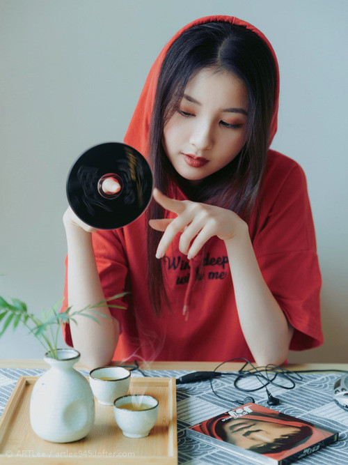 熊猫体育app下载-羽毛球赛事竞争日趋激烈,羽毛球比赛challenge